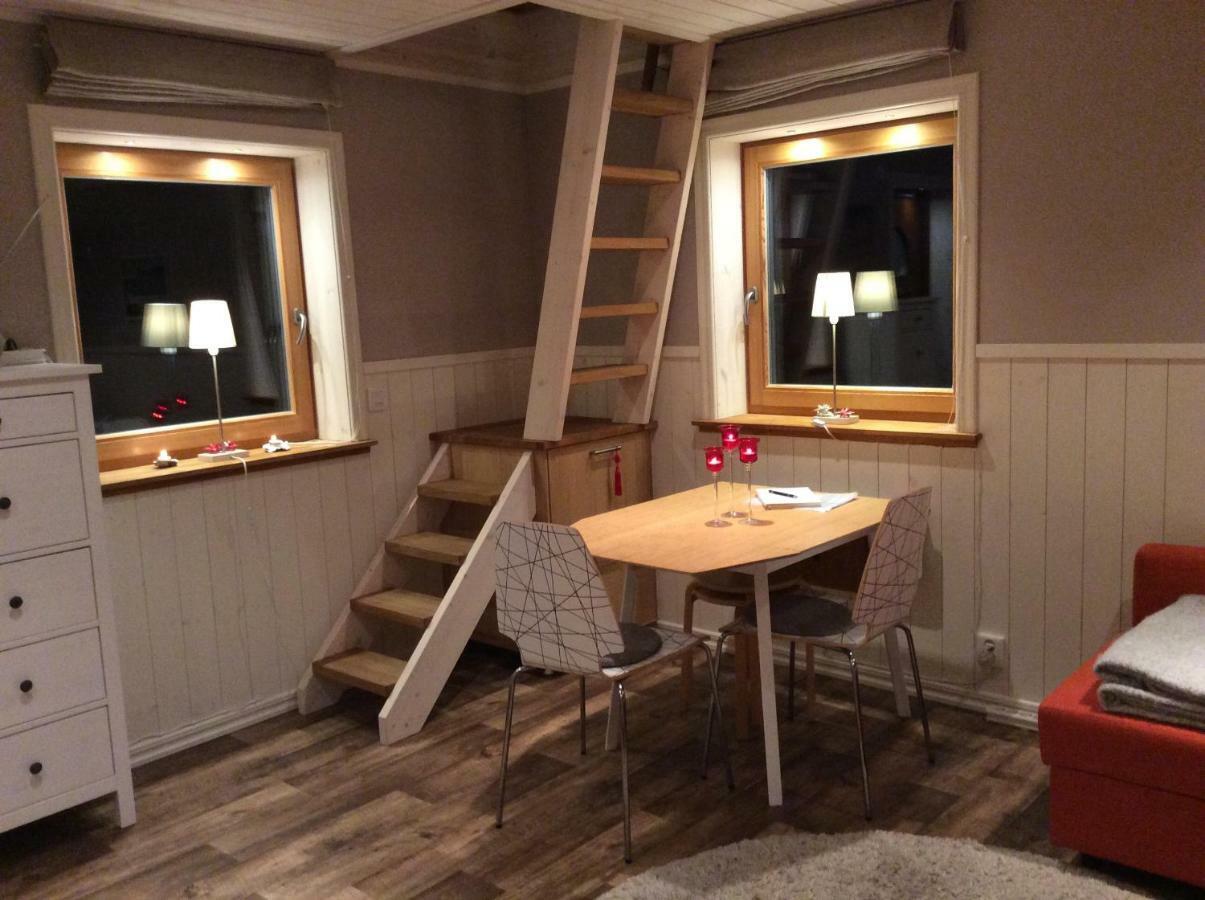 Mysig Och Modern Stuga Pa Snoegard, Naera Havet Och Naturen Lur  Eksteriør billede